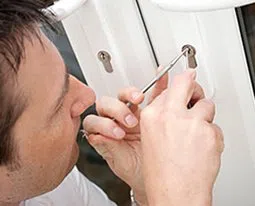 Gallery Locksmith Store Florida City, FL 305-307-5763 Gallery Locksmith Store Florida City, FL 305-307-5763 - 16-Emergency-Unlock