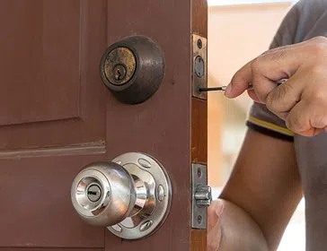 Gallery Locksmith Store Florida City, FL 305-307-5763 Gallery Locksmith Store Florida City, FL 305-307-5763 - 7-Lock-Installation
